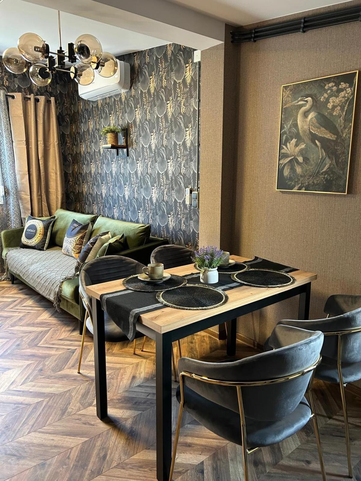 Przy Plazy Marlina Apartment *